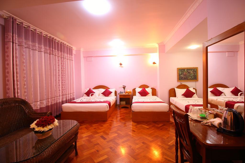 Hotel United Μανταλέι Εξωτερικό φωτογραφία