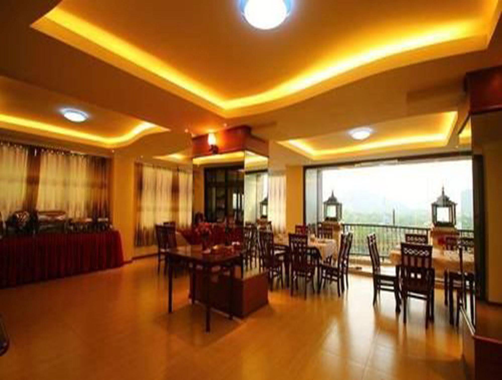 Hotel United Μανταλέι Εξωτερικό φωτογραφία