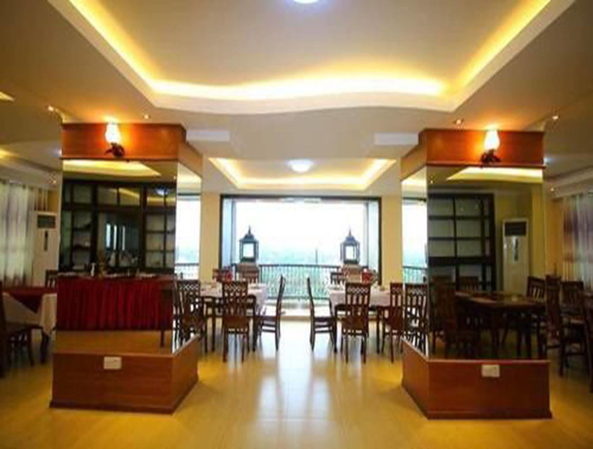 Hotel United Μανταλέι Εξωτερικό φωτογραφία