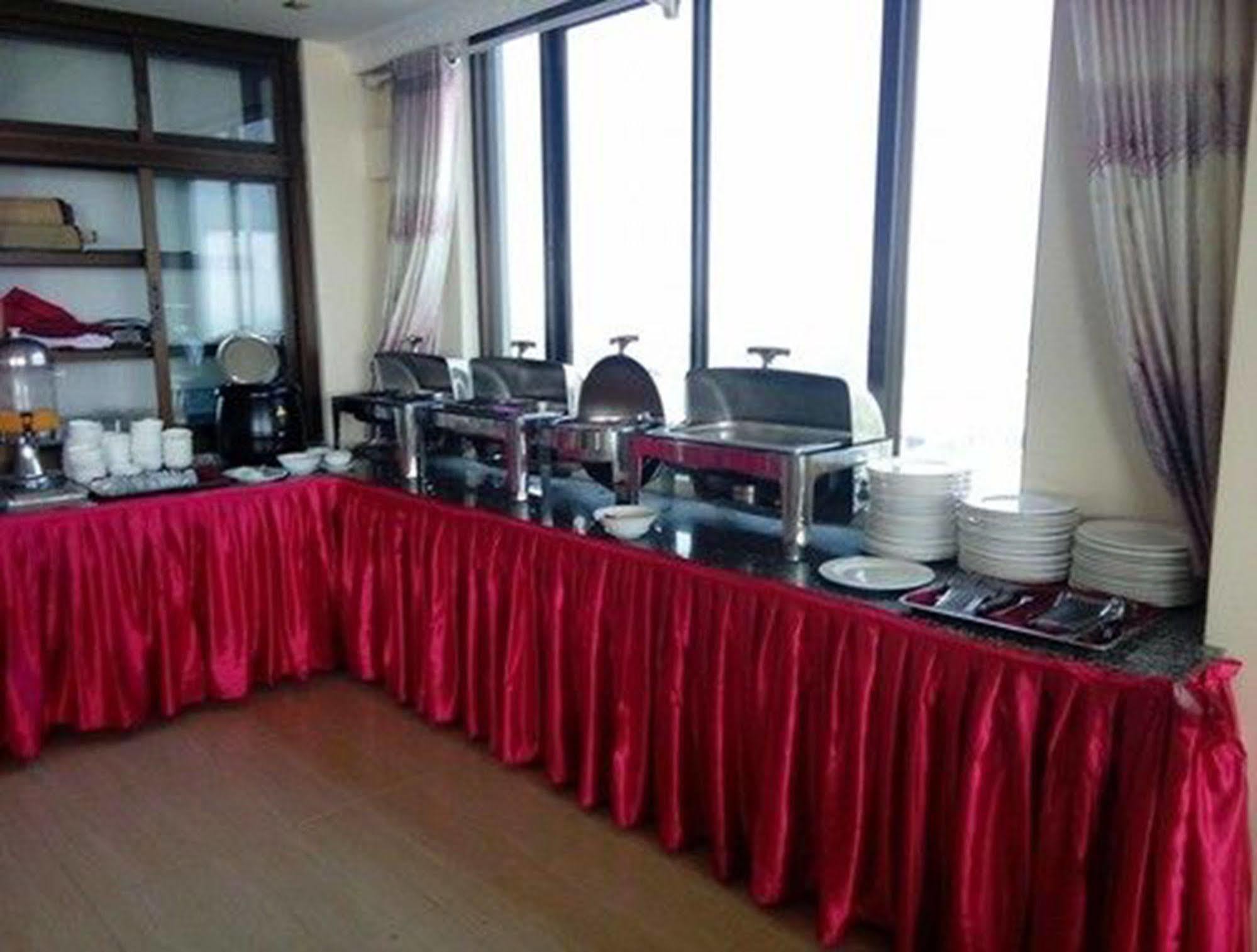 Hotel United Μανταλέι Εξωτερικό φωτογραφία